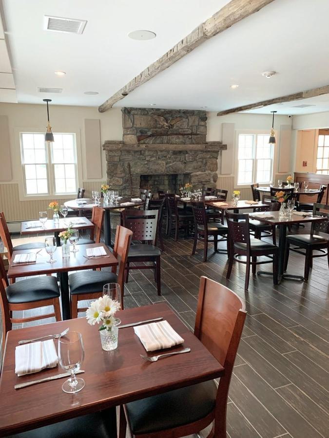 The General Stanton Inn 查尔斯敦 外观 照片
