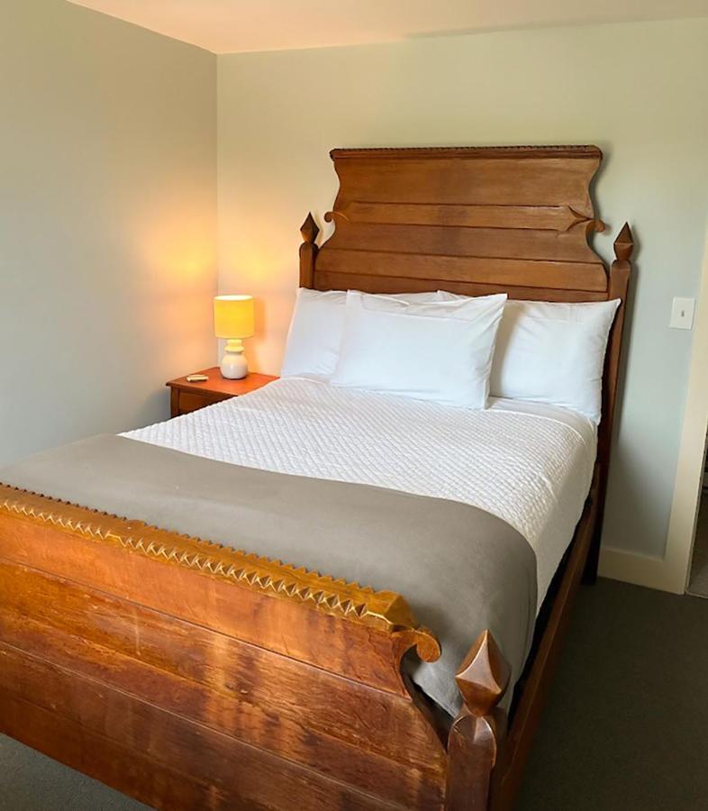 The General Stanton Inn 查尔斯敦 外观 照片